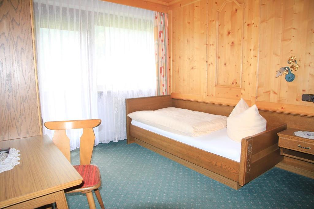 Berghaus Maria Bed & Breakfast Петной ам Арлберг Стая снимка